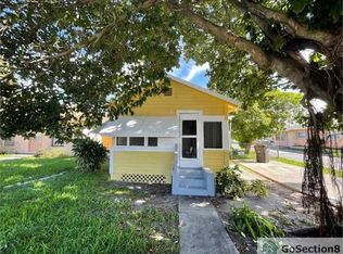 1112 Adams St, West Palm Beach, FL 33407
