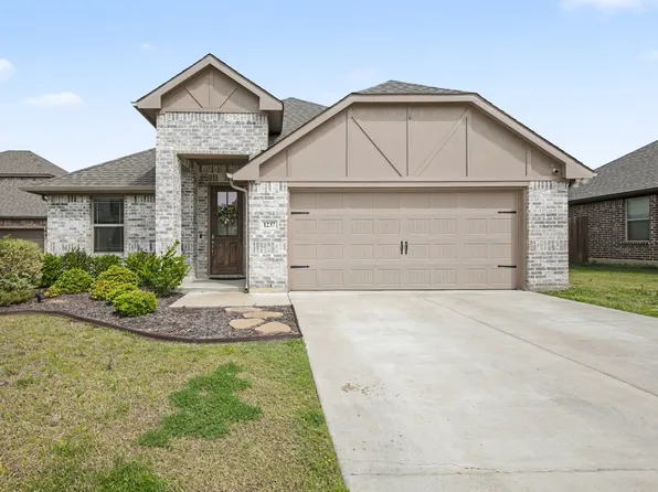 1237 Rushmore Dr, Burleson, TX 76028