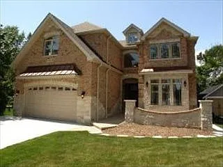 430 N Addison Ave photo 1