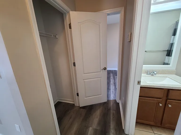 240 High Ridge Dr — Photo 30