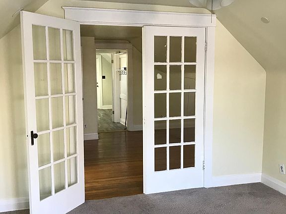 2nd image of 66 Ten Eyck Ave #3