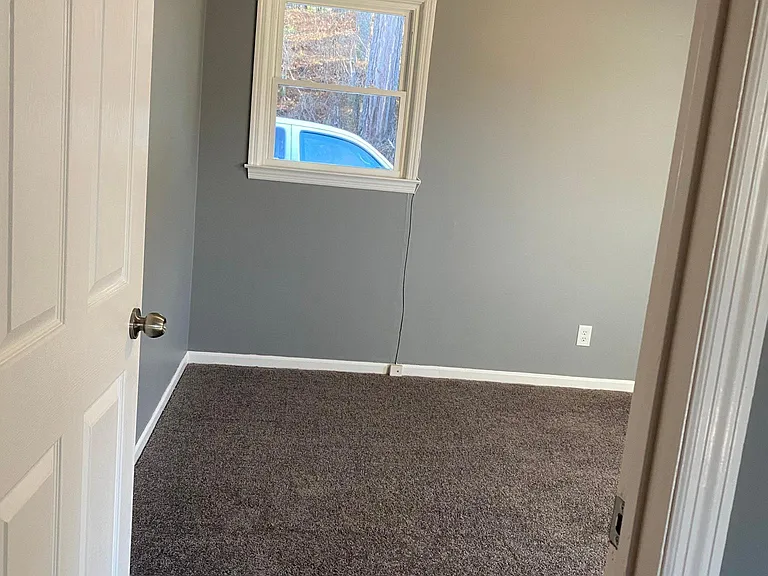 4023 Pebblebrook Ct #B — Photo 7