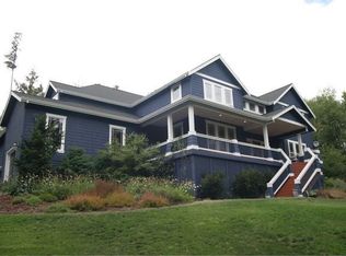 6517 Ridge Ln NE, Bainbridge Island, WA 98110