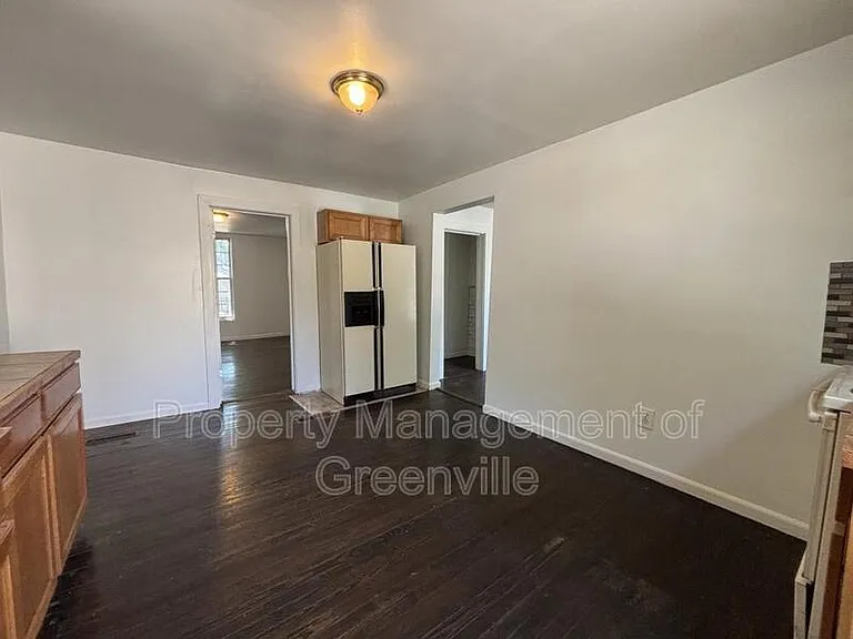 135 D St — Photo 7