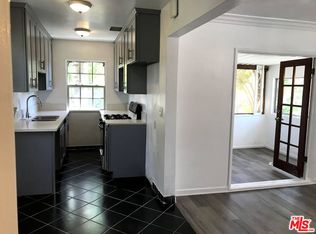 1053 S Stanley Ave #1/2, Los Angeles, CA 90019