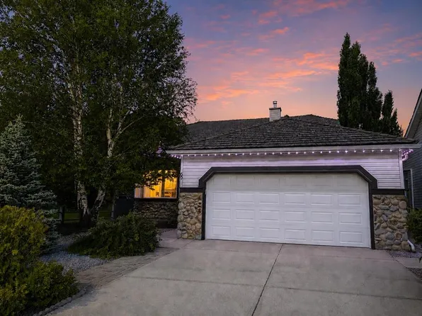 69 Chaparral Vlg SE, Calgary, AB T2X 3N4