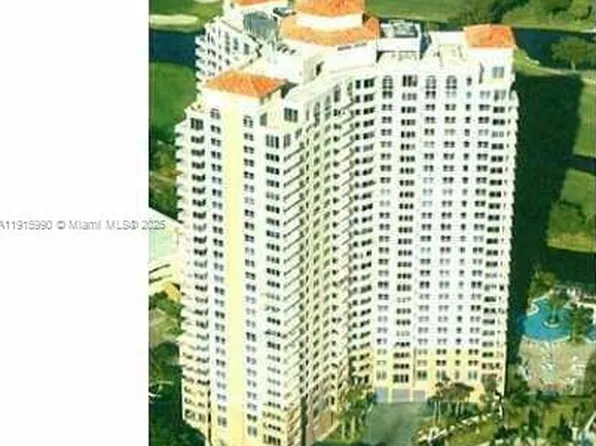 19501 W Country Club Dr #Penthouse 06, Aventura, FL 33180