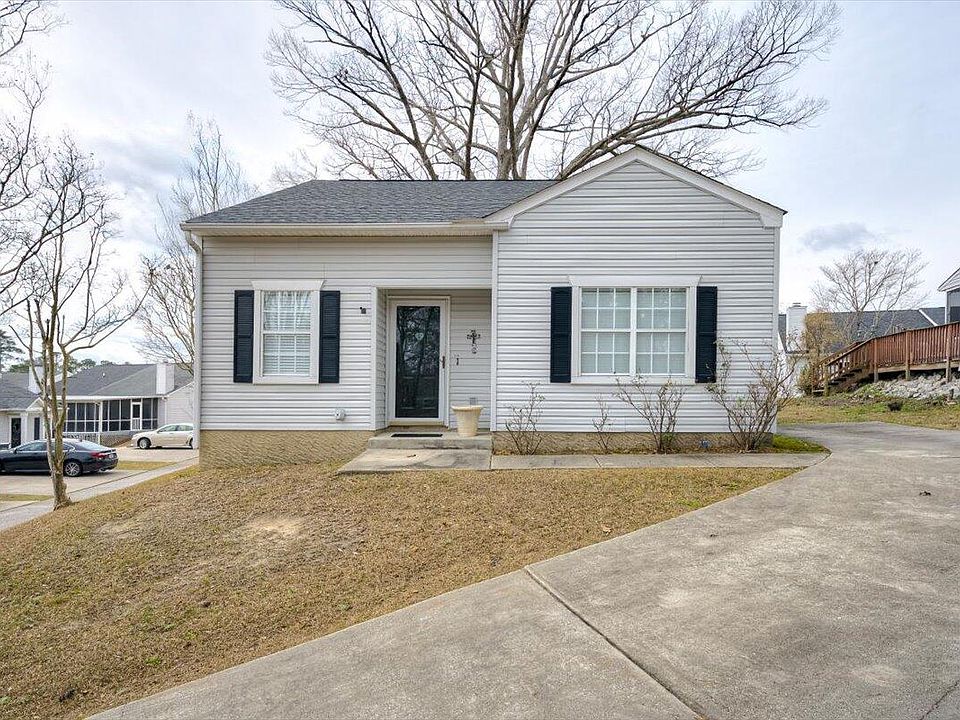 1st image of 2110 Oak Ridge Road