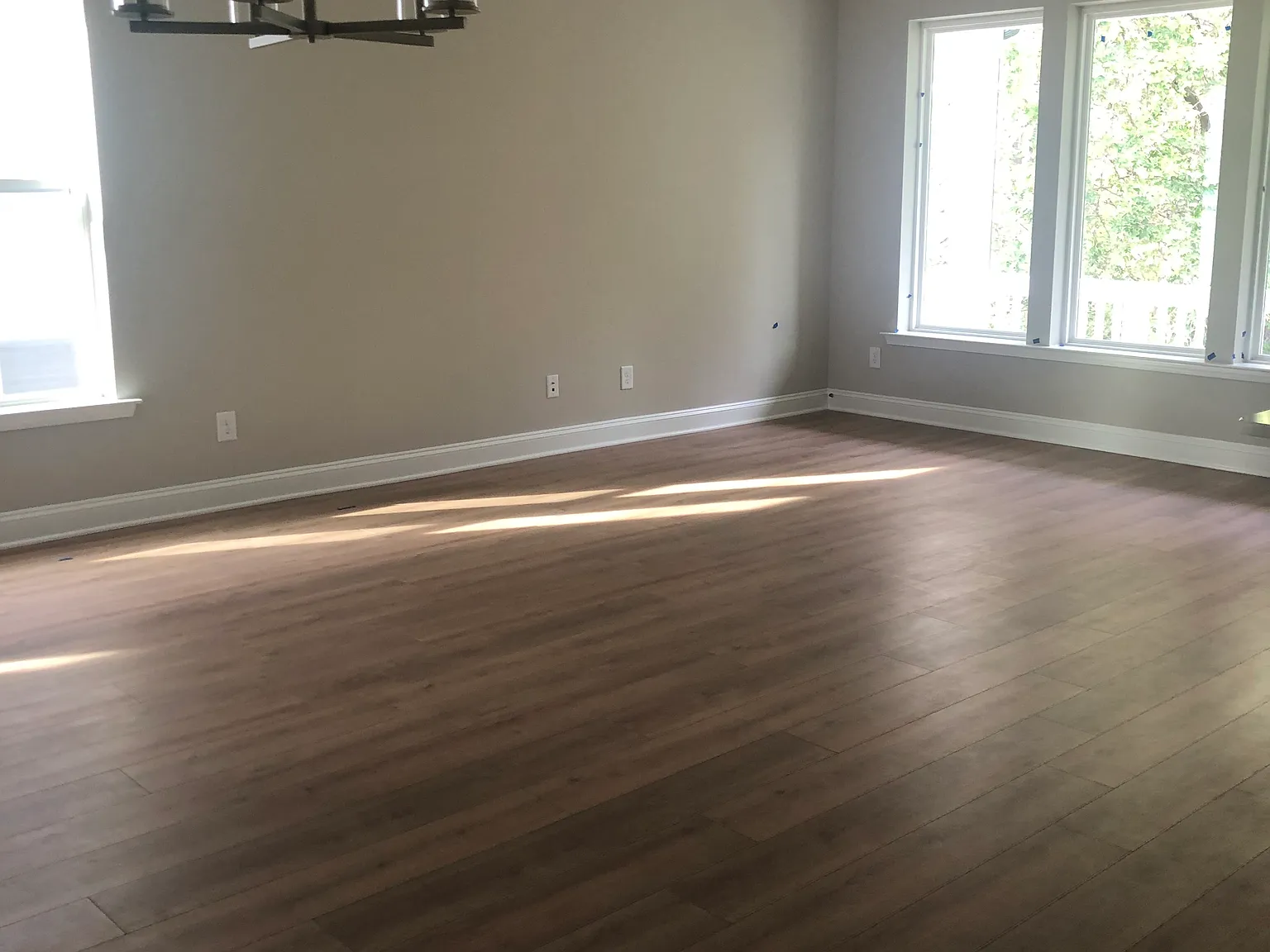 3 bed, 2.5 bath, 1964 sqft, $2,700 — Photo 4