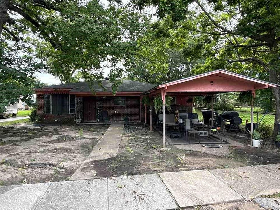 1st image of 504 Lott St