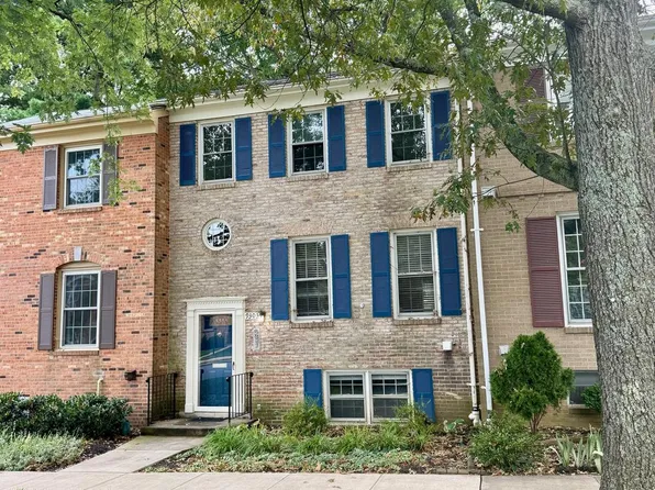 9303 Millbranch Pl, Fairfax, VA 22031