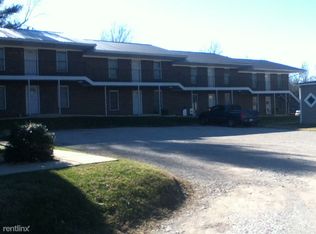 212 E Main St, Hodgenville, KY 42748