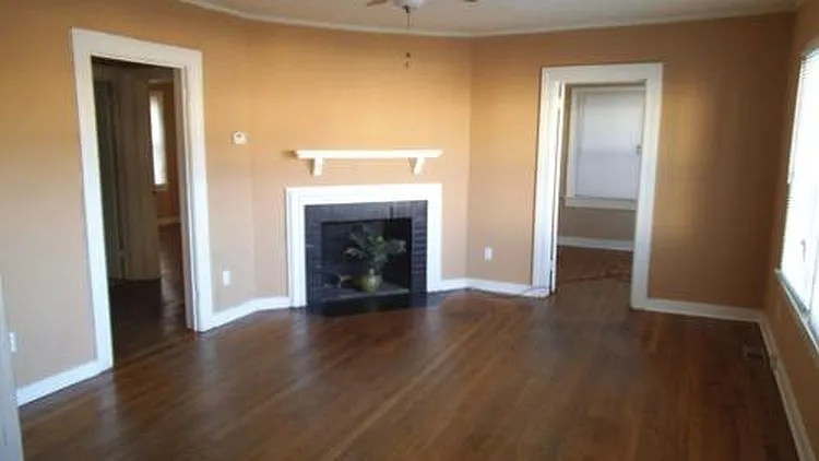 595 Colonial Cir SE #2 — Photo 6