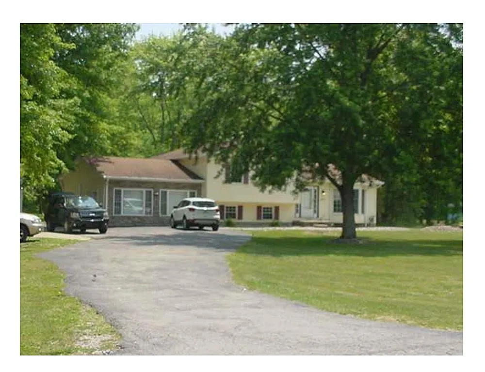 972 N Jewell Rd photo 1