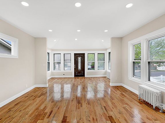4th image of 12017 171st St