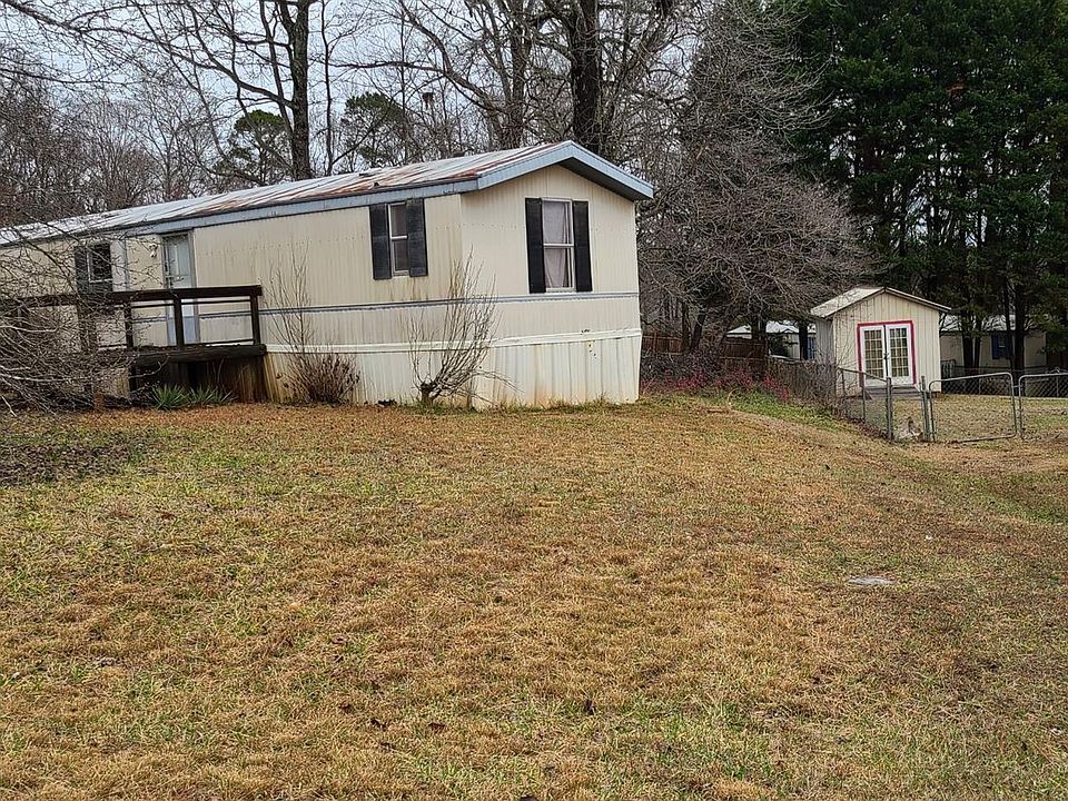 2nd image of 204 Southbourne Ct