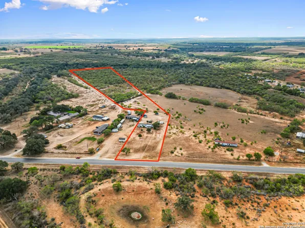 2235 FM 2504, Poteet, TX 78065