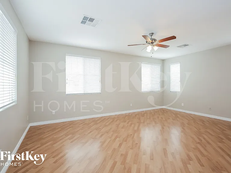 7340 Chesapeake Cove St — Photo 7