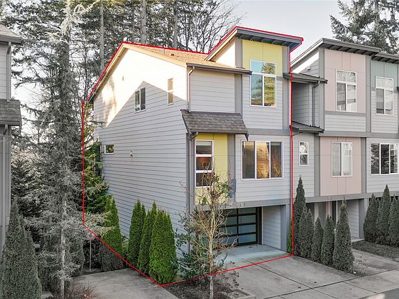 3rd image of 13724 Ash Way #C1