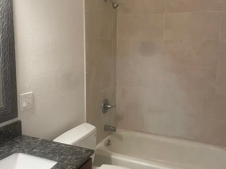 4728 Shattuck Ave #30A — Photo 17