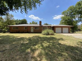 501 W 42nd St N, Wichita, KS 67204