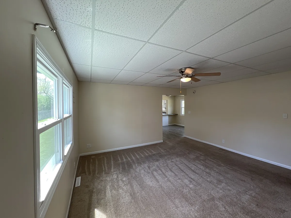 Living room - 2107 Haegele Dr
