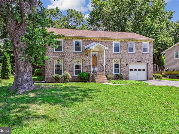 84 Great Lake Dr, Annapolis, MD 21403