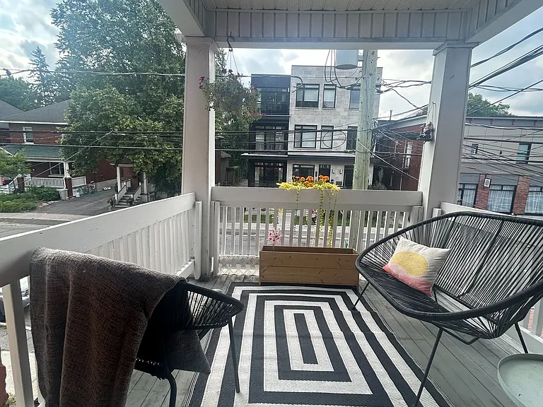 427 Sunnyside Ave #B — Photo 9
