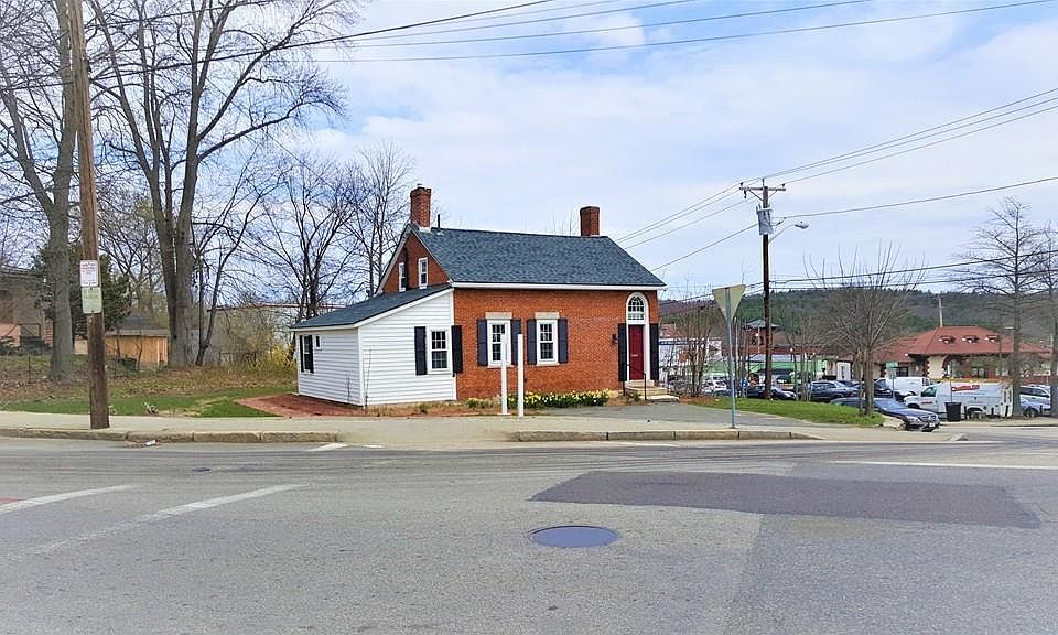 60 Hamilton St, Southbridge, MA 01550 Zillow