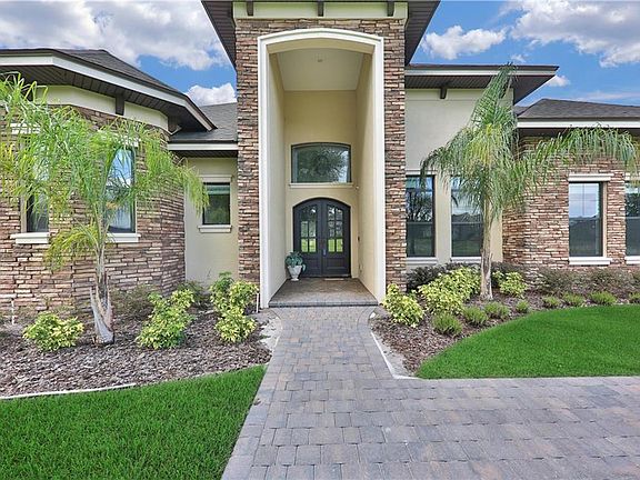 3rd image of 7026 Indian Creek Park Dr