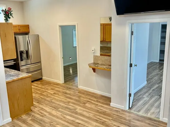 1342 N Washington Ave, Loveland, CO 80537