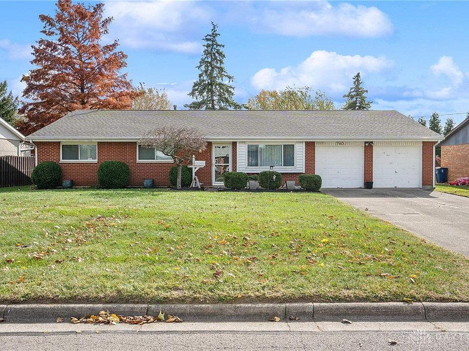 1st image of 790 Kathryn Dr