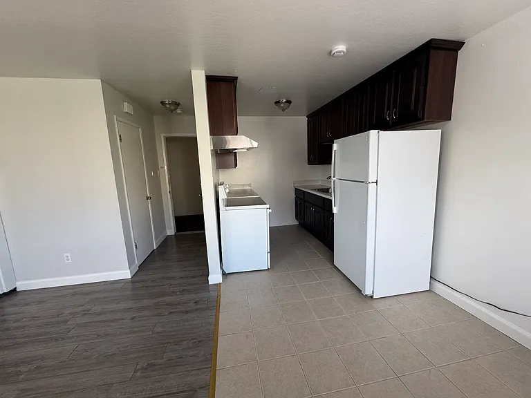 351 Hanover Ave #301 — Photo 8