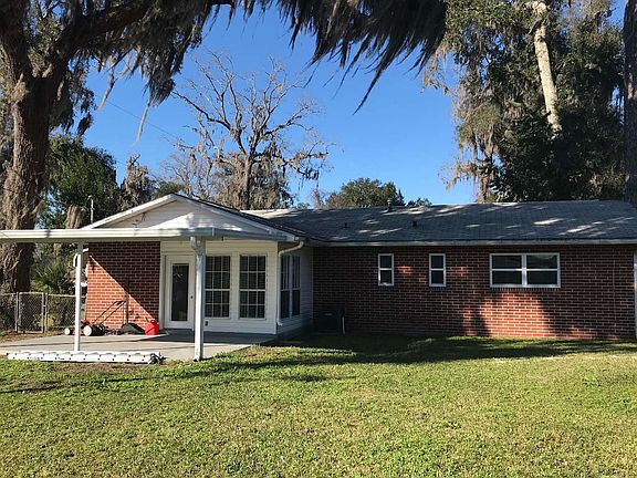 4th image of 717 SE Llewellyn Ave