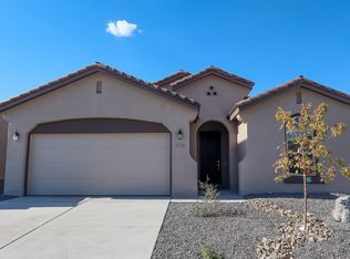 676 Amatista Loop SE, Rio Rancho, NM 87124