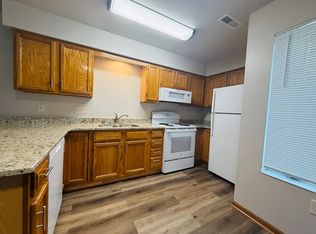 3320 Milwaukee St APT 2, Madison, WI 53714