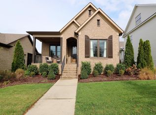 3433 Colebrook Dr, Thompsons Station, TN 37179