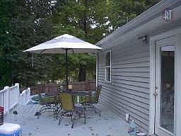 I can smell the BBQ from the pool..