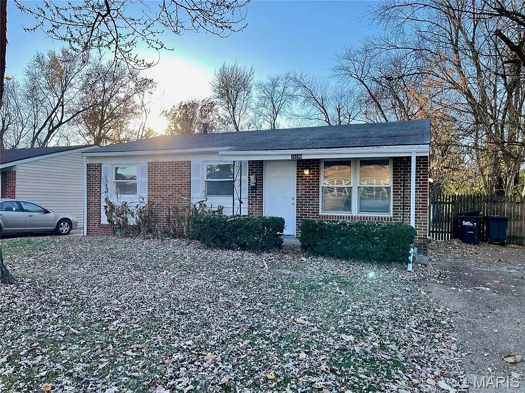 10149 Royal Dr photo 1