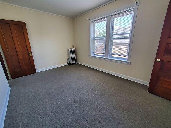4th image of 3056 W Irving Park Rd APT 2E