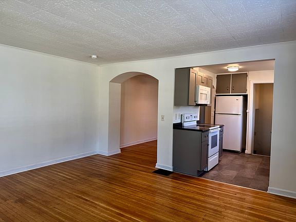 5th image of 6604 N Park Ave