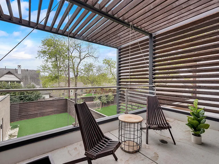 6420 Kenwood Ave — Photo 38