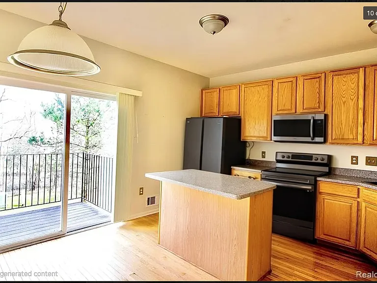 673 Cherry Orchard Rd #135 — Photo 8