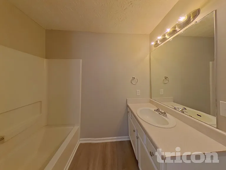 4298 Abram Dr — Photo 16