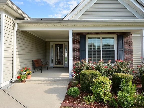 2nd image of 1895 Charleston Oak Cir