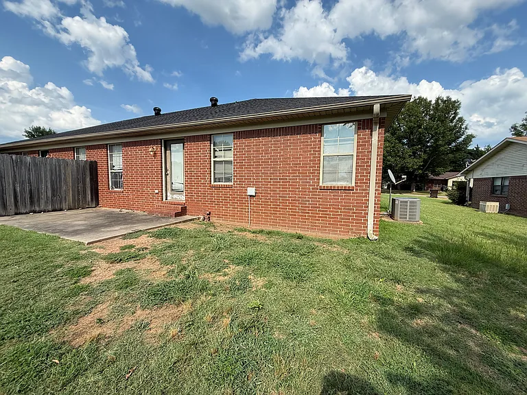 1205 N Nashville Pl #1 — Photo 12
