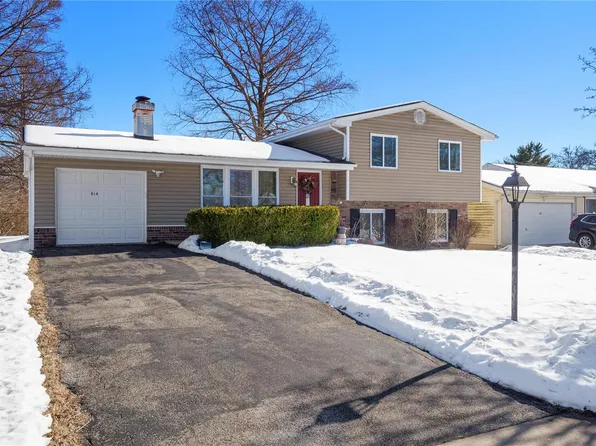 814 Judson Manor Dr, Saint Louis, MO 63141