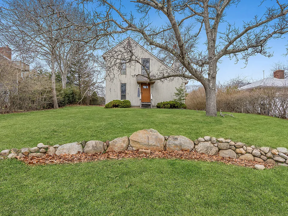50 Gull Rd