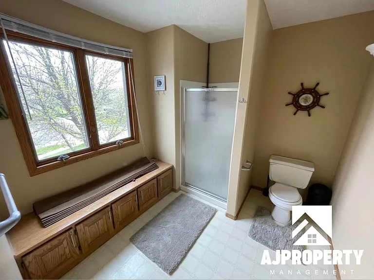 3105 S Dawley Cir #CIRCLE1 — Photo 29