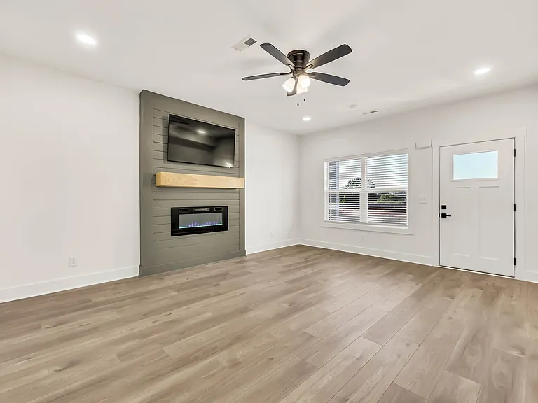 344 Front Ridge Cir — Photo 10